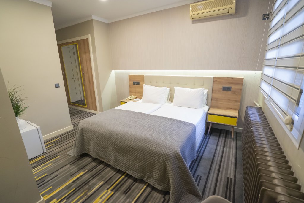 Standard Twin Room 2